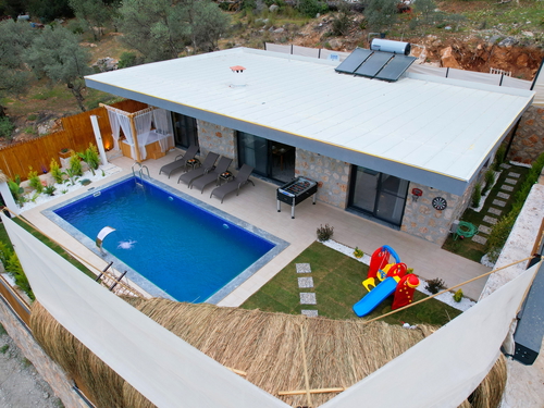  gece  -  Kasım
  | Kalkan Akbel'de Romantik Jakuzili Villa Tatili: Korunaklı Havuz ve Özel Anlar